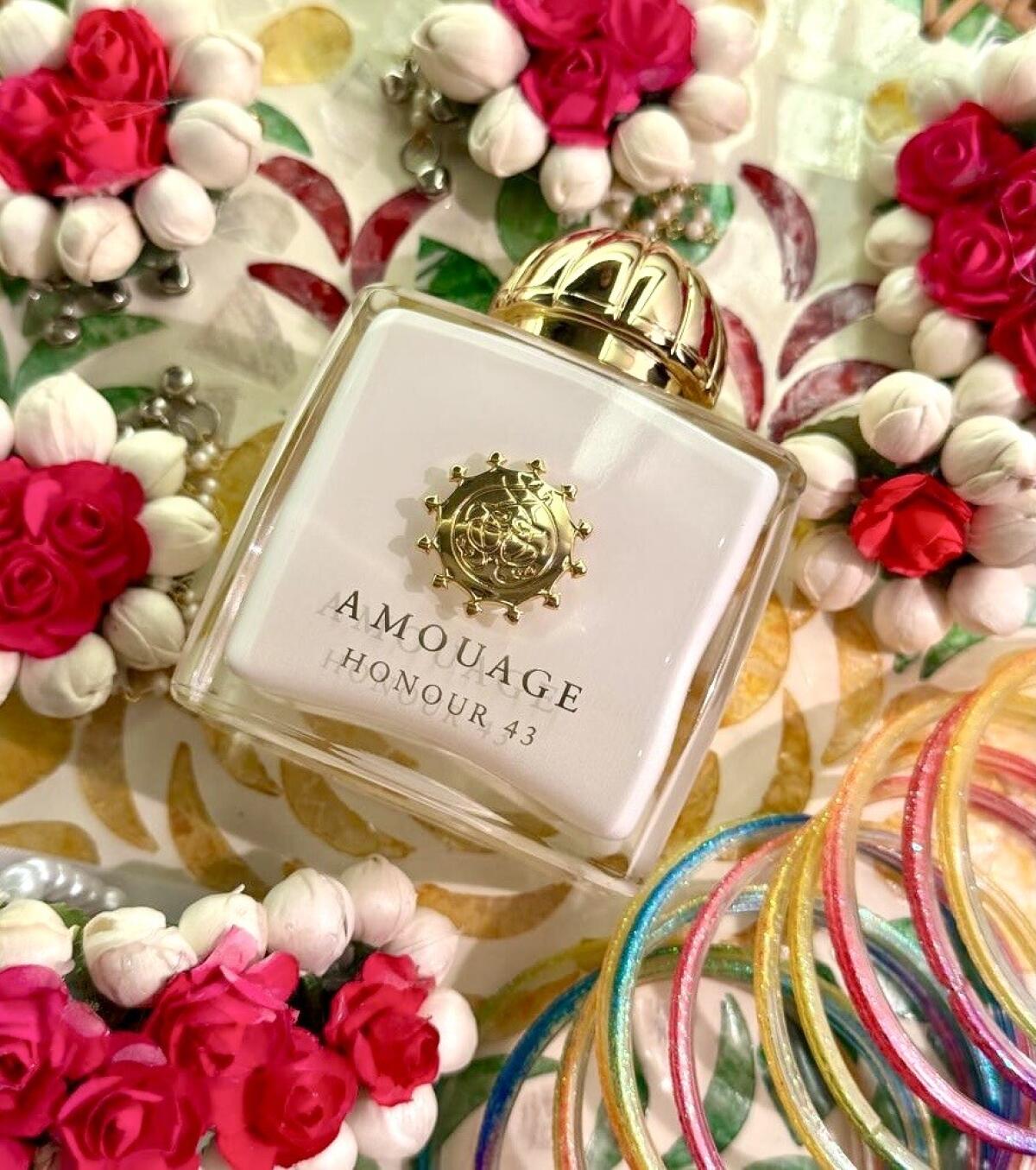 Perfume Fragrance Families - عطر أمواج هونر 43 وومان إكستريه