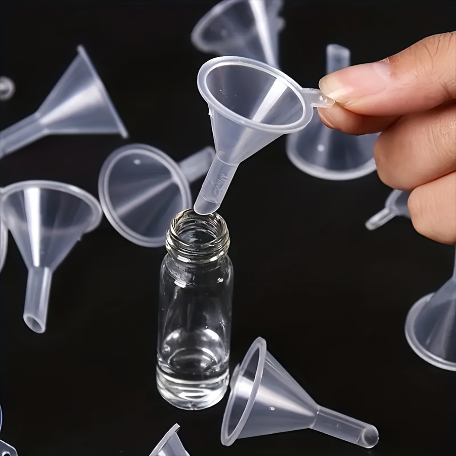 10/30 قطعة قمع صغير البلاستيك  - مراجعة Perfume Fragrance Lab وسعره
