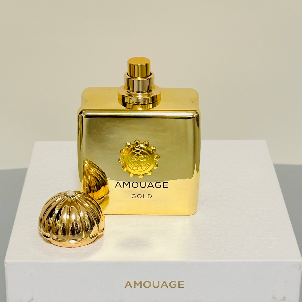 عطر أمواج جولد وومان 100 مل 3. - مراجعة Perfume Fragrance Families وسعره